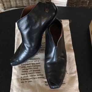 CYDWOQ Black Ankle Boots